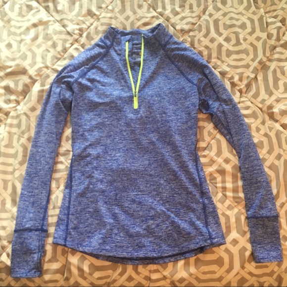 Nike Tops - ⭐️SALE Athletic Fitted Long Sleeve Top Half Zip